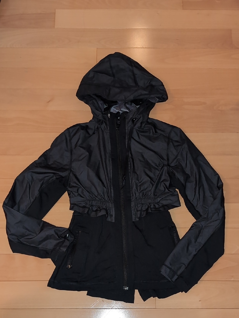 Lululemon  Black Hooded Jacket And Sweater